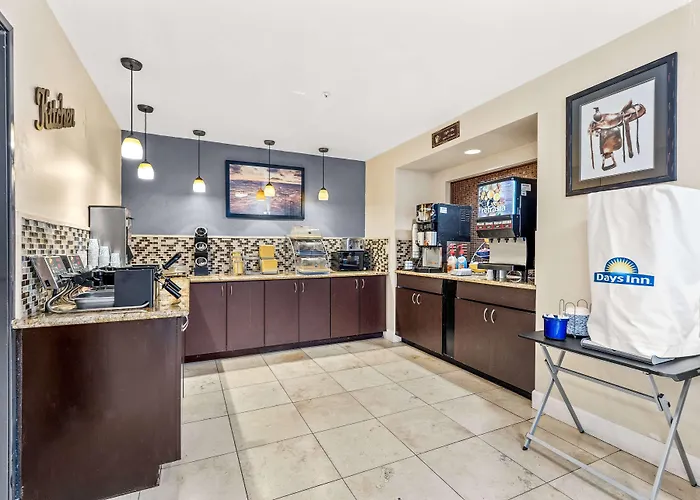 Hotel Days By Wyndham Camp Arizona 2*