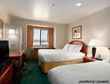 Days By Wyndham Camp Arizona Hotel 2*